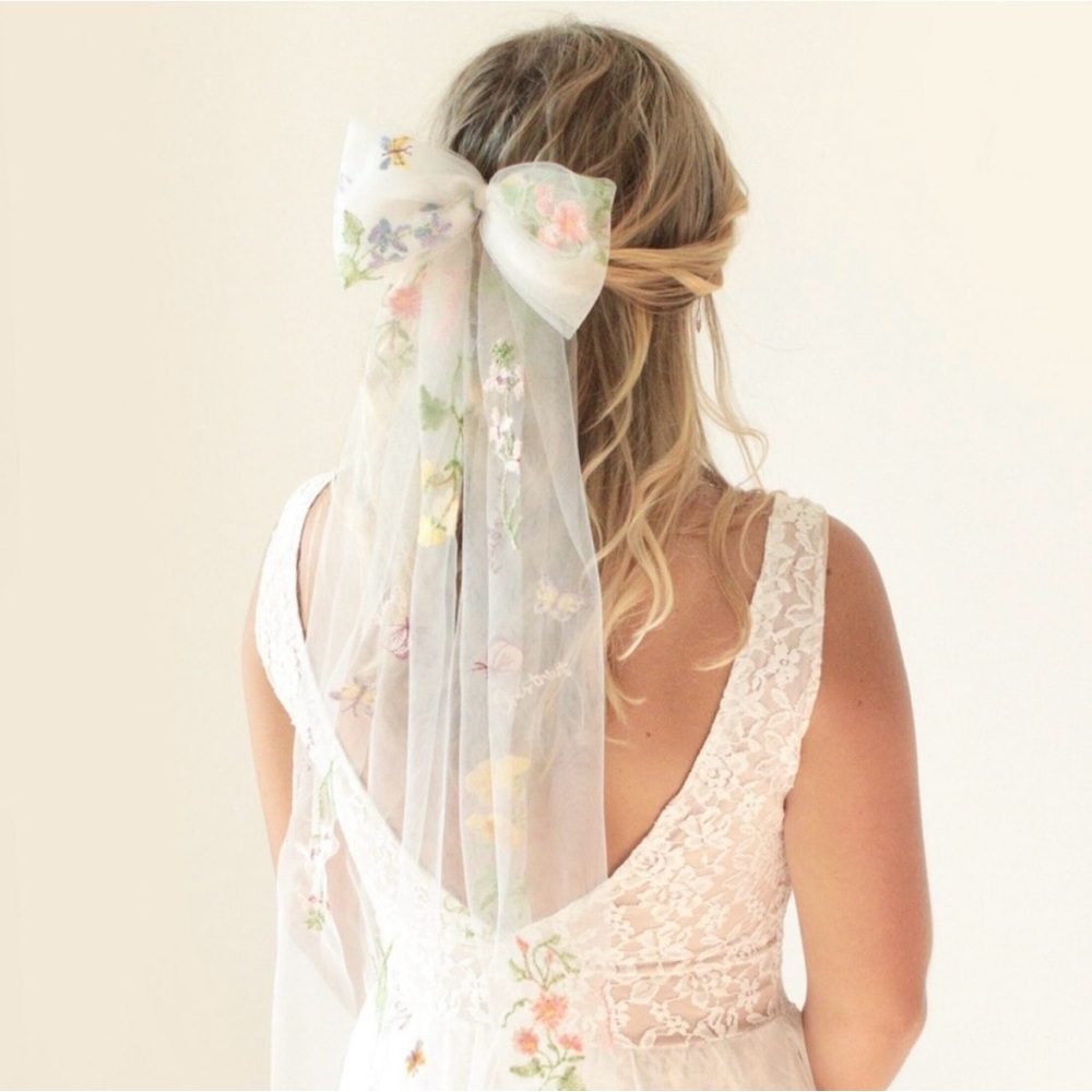 Floral Embroidered Bridal Hair Bow